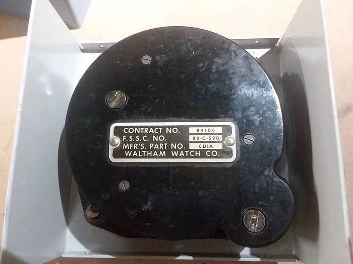 Aircraft Clock, 8-day Civil Date Indicator Aeronaval (CDIA) WWII