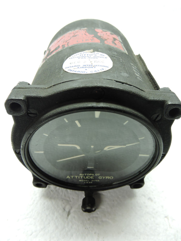 Autopilot Attitude Gyro, Lear 2175A, RAF?