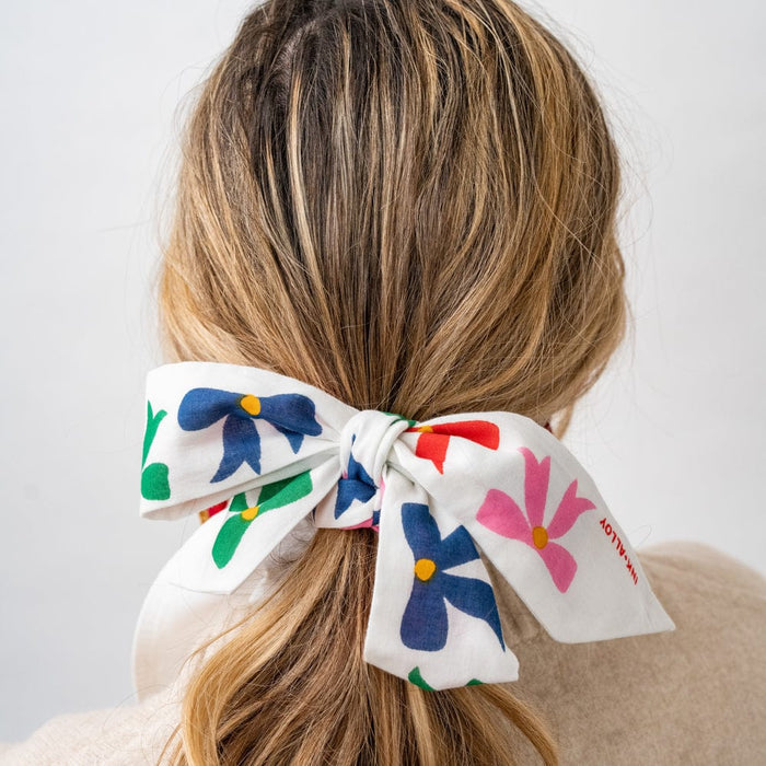 Camile Skinny Scarf -Bow Print