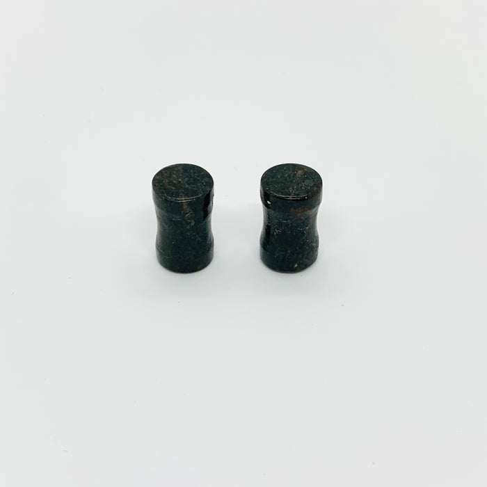 Earrings Jade plugs 00G (10 mm)