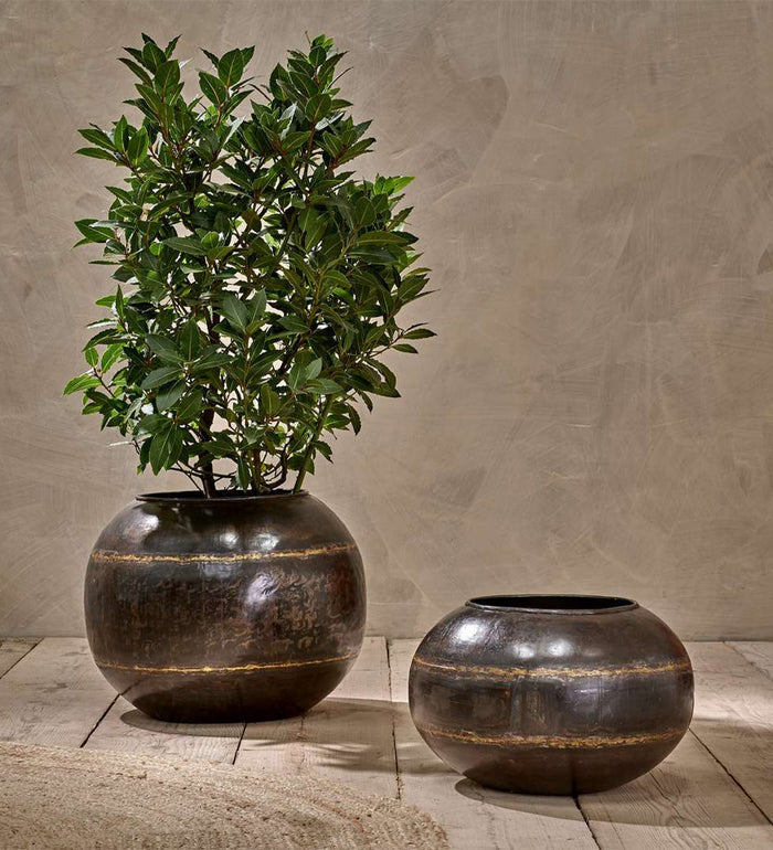 Nkuku Iron Globe Planter 21cm