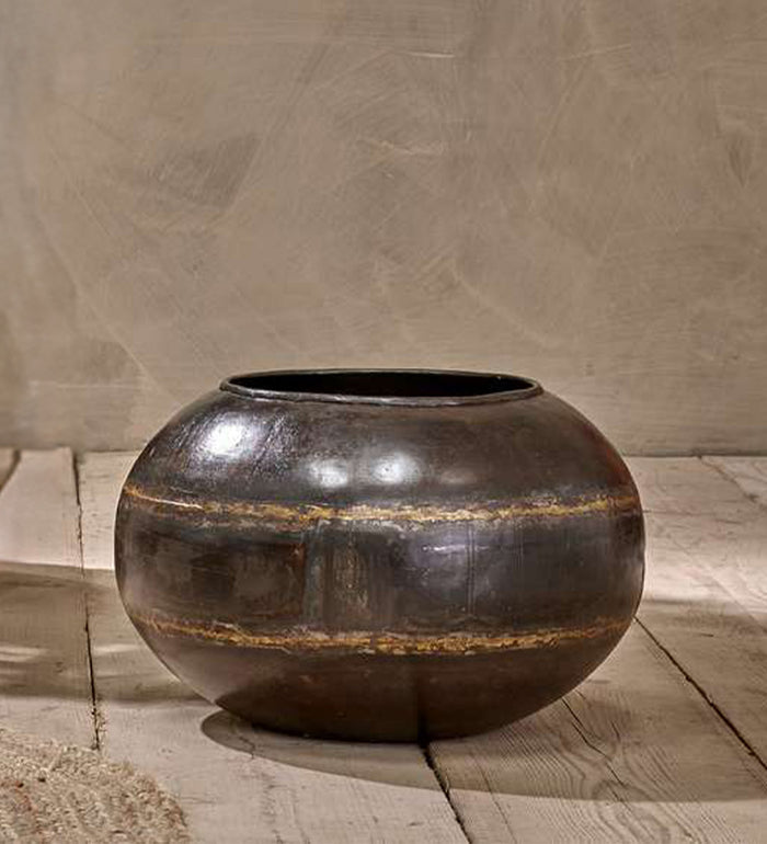Nkuku Iron Globe Planter