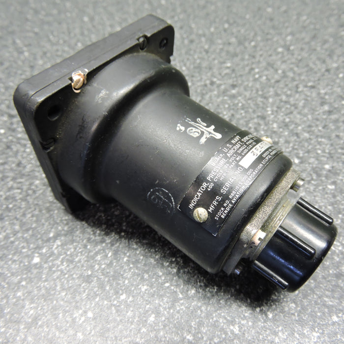 Pressure Gauge, 20PSI, PN 6400-C4B1-A5, Bureau of Aeronautics, US Navy