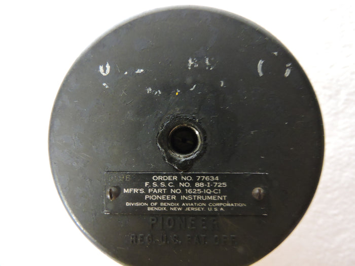 Rate of Climb / Vertical Airspeed Indicator Pioneer 1625-1Q-C1