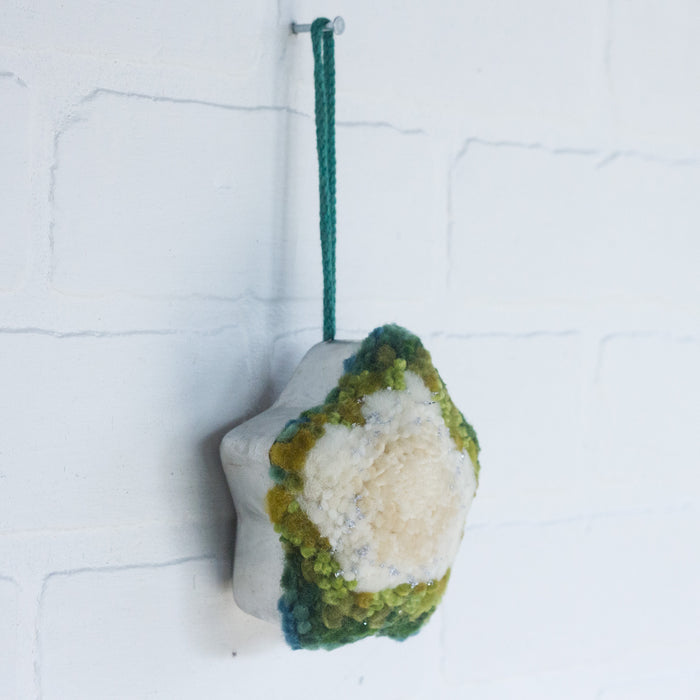"Twinkle" Star Puff Ornament | Green 1